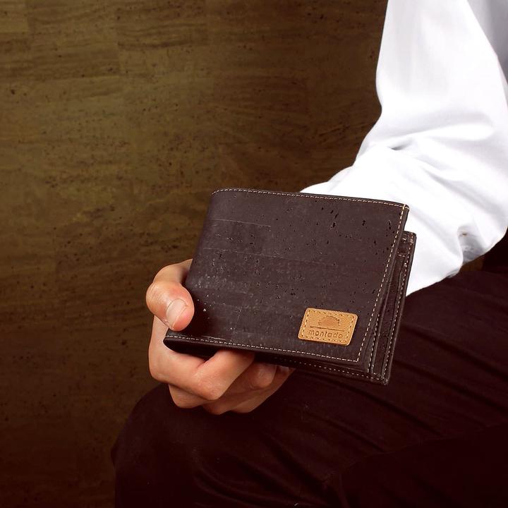 Actual product image Montado Monta Simple" wallet