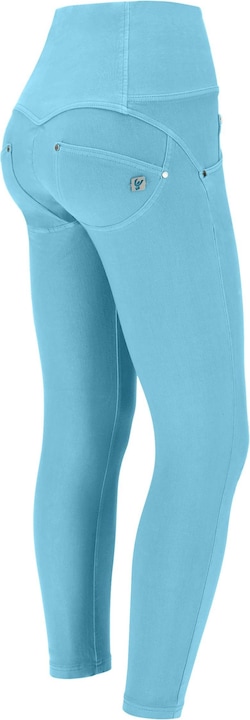 Aqua sea