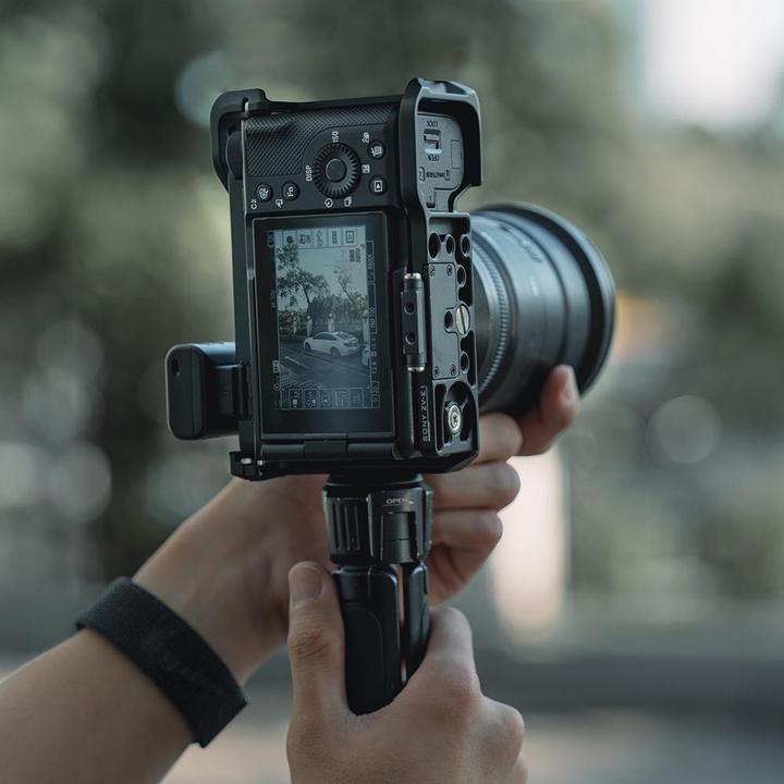Image du produit Tilta Half Camera Cage pour Sony ZV-E1 (Cage)