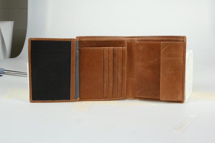 Actual product image Bugatti Volo