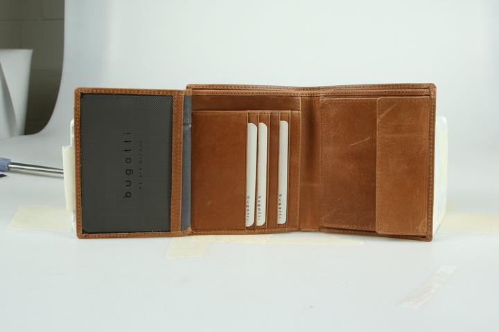 Actual product image Bugatti Volo