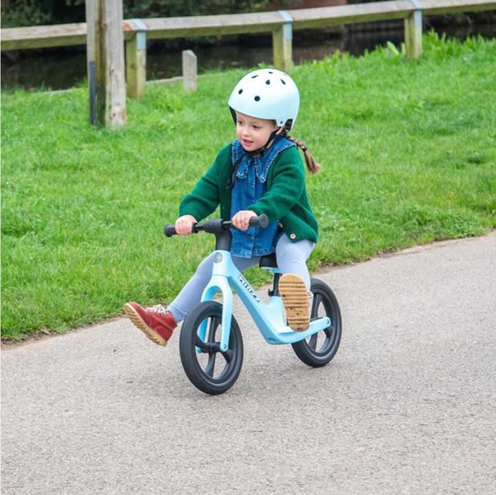 Produktbild TickiT WHIZZ - Leichtes Kinder-Laufrad - Leicht, Robust & höhenverstellbar (Blau)