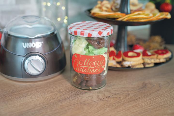 Produktbild Unold Chocolatier Weihnachtsedition 48967 (braun/silber, 25 Watt, 12 weihnachtliche Förmchen) (Schokoladenfondue)