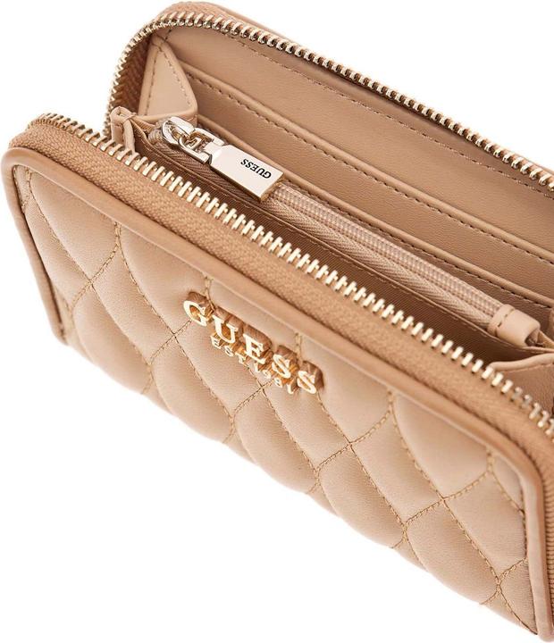 Actual product image Guess Valla