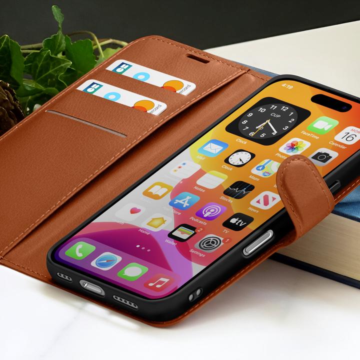 Actual product image Zanaé Wallet case iPhone 17 with stand (Apple iPhone 17)