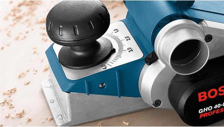 Image du produit Bosch Professional Rabot à main GHO 40-82 C