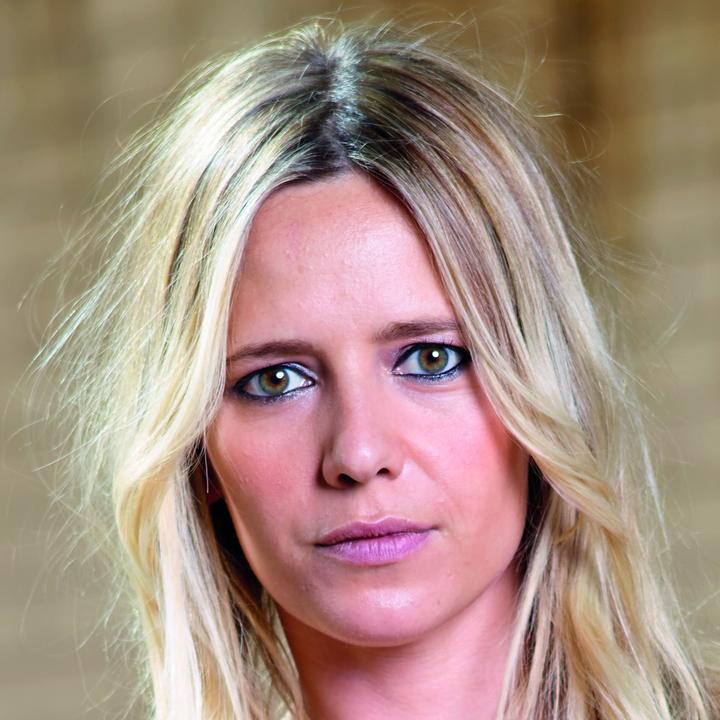 Actual product image Rimmel London Match Perfection SPF20 (303 Warm Honey)