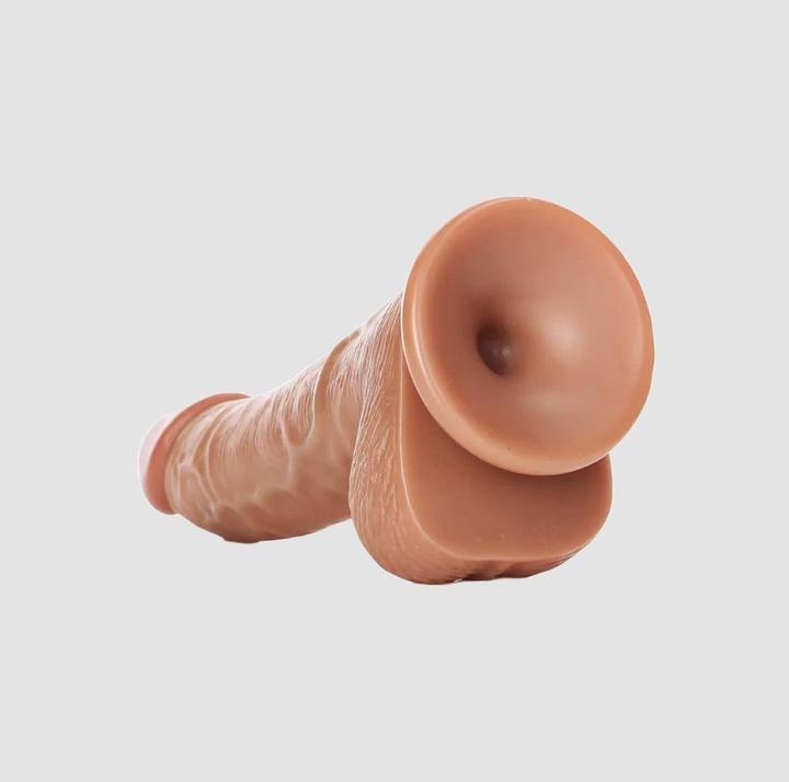 Produktbild RealRock Curved Realistic Dildo with Balls and Suction Cup - 6"/ 15,5 cm