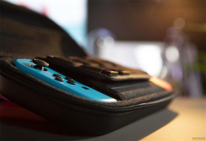 Image du produit Konix Kx Mha Sw Sac De Transport Gris +Ticket (Switch)