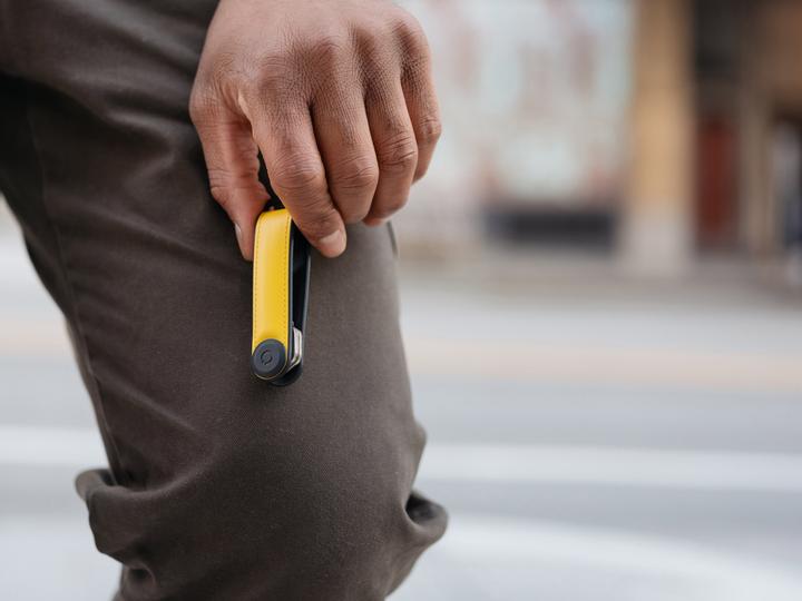 Immagine prodotto Orbitkey Organizzatore ibrido per chiavi in pelle - Giallo solare