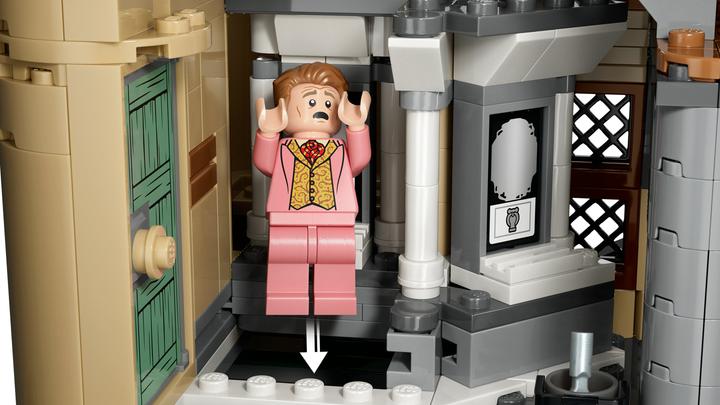 Produktbild LEGO Hogwarts Ostflügel (76473, LEGO Harry Potter)