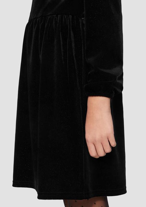 Actual product image S.Oliver Kleid Kurzes Kleid aus Glitter-Samt (134)