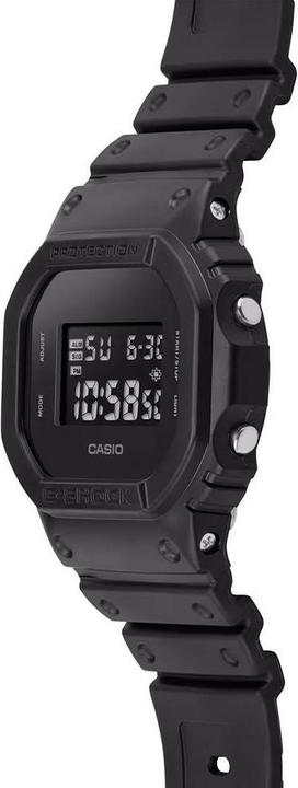 Produktbild G-Shock DW-5600 (Sportuhr, Digitaluhr, Taucheruhr, 48.90 mm)
