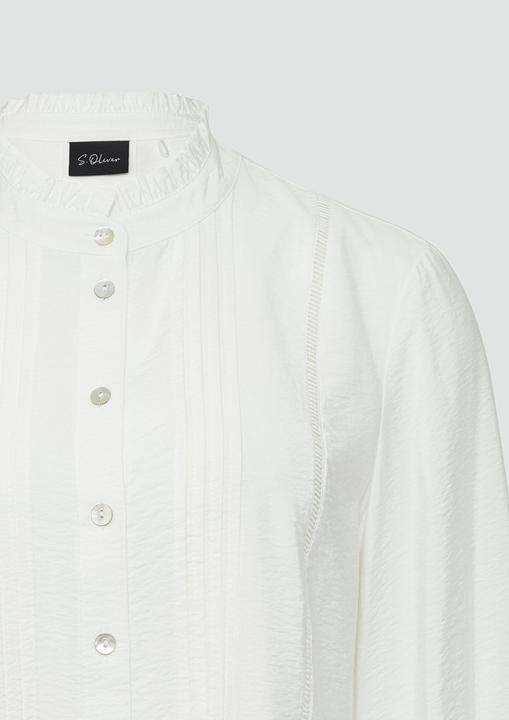 Produktbild S.Oliver Bluse Bluse mit Rüschenkragen und Biesenfalten (46)