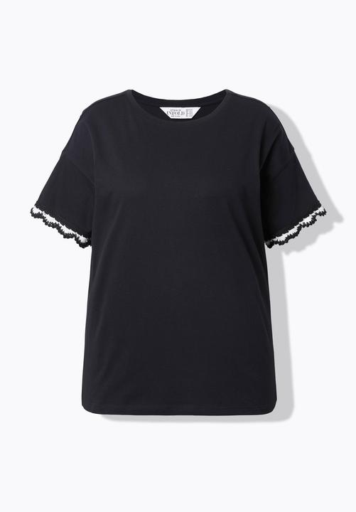 Actual product image Studio Untold Crochet Trim Tee (60)