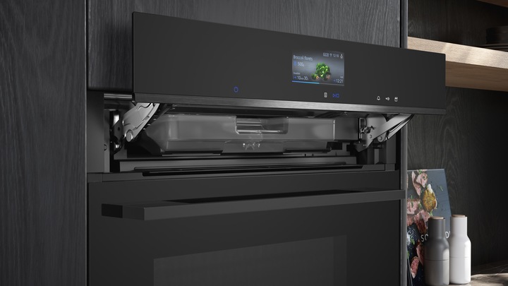 Actual product image Siemens Steam Oven CS736G1B1
