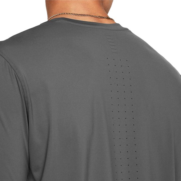 Image du produit Under Armour - T-shirt manches courtes LAUNCH ELITE - Homme (S)