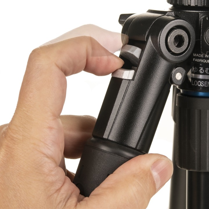 Actual product image Slik PRO AL-523-3WFC 3-way head tripod kit (Metal)