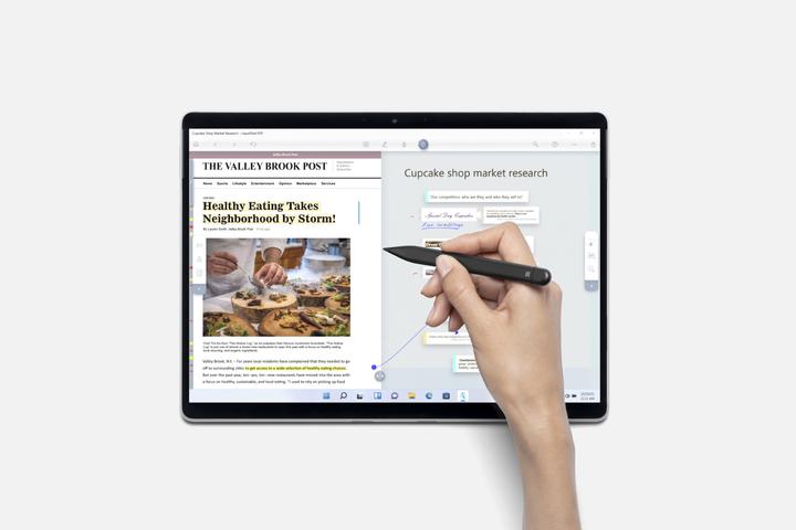 Produktbild Microsoft Surface Pro X (13", Microsoft SQ1, 128 GB, 128 GB)