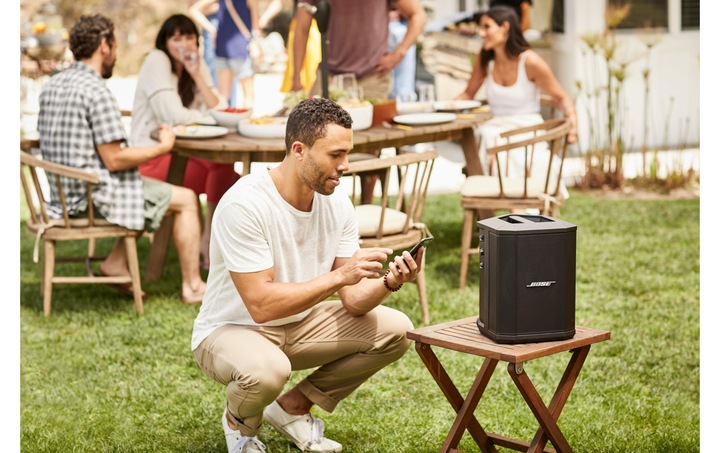 Actual product image Bose S1 Pro (11 h, Rechargeable battery operated)