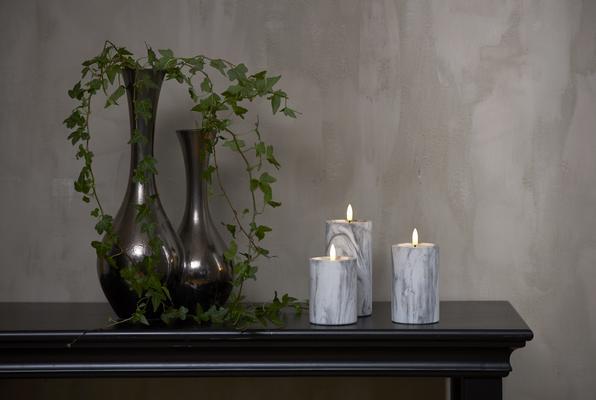 Produktbild Star Trading LED-Kerze Pillar Flame Marble 7.5 cm x 15 cm, Grau (1 x)