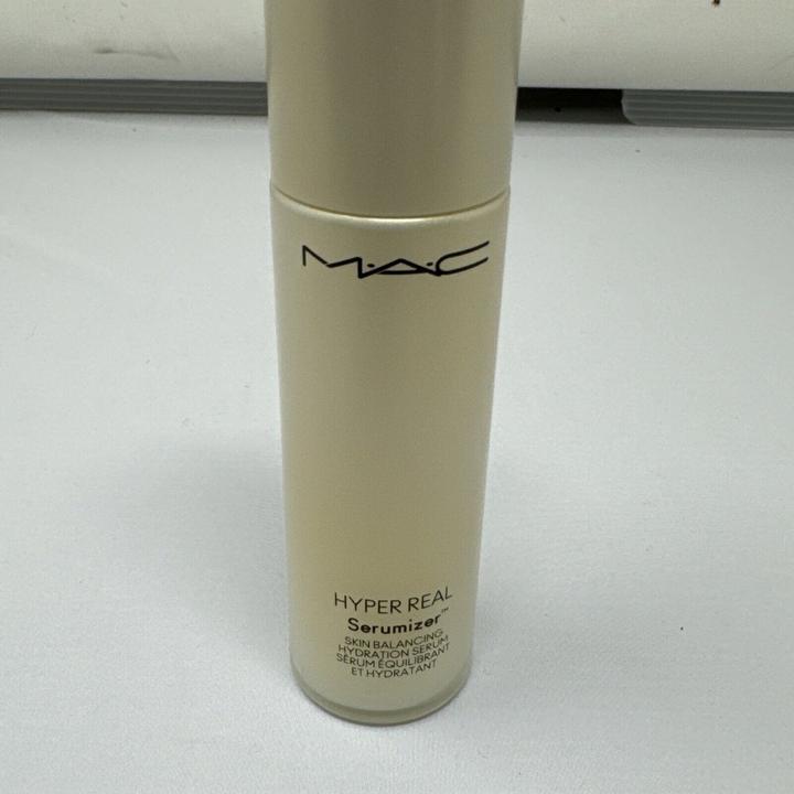Produktbild Mac Knives Hyper Real Serumizer (50 ml)