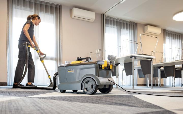 Actual product image Kärcher Professional Puzzi 10/1 Edition (Wet dry vacuum cleaner)