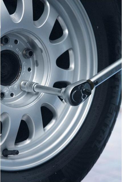 Actual product image HAZET Torque wrench 6123-1CT ∙ Nm min-max: 60 - 320 Nm ∙ Tolerance: 2% ∙ Square, solid 12.5 mm (1/2… (1/2", 60 Nm, 320 Nm)