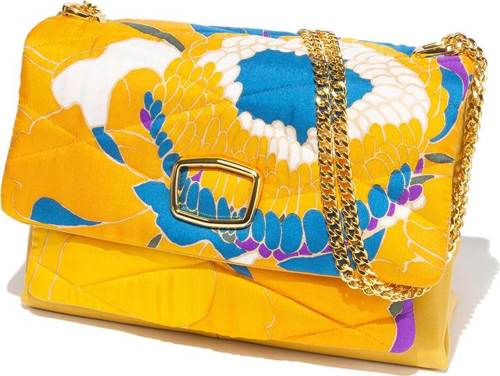 Actual product image MM33 Carre on summer bloom