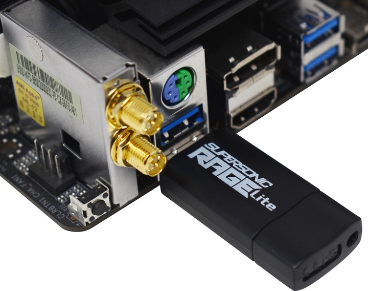 Actual product image Patriot Supersonic Rage Lite (512 GB, USB-A, USB 3.2)