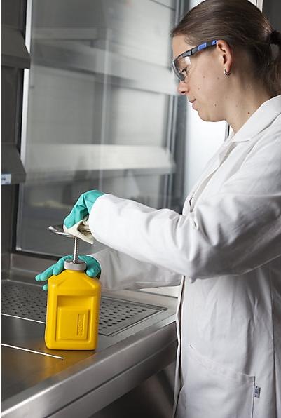 Actual product image Falcon Plunger can, yellow polyethylene, capacity 1 l.