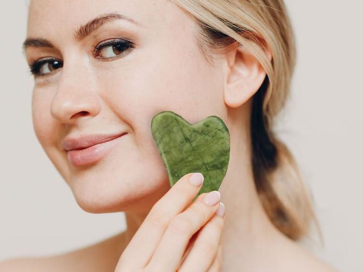 Produktbild Beper C301ABE101 Jade Massage Roller & Gua Sha