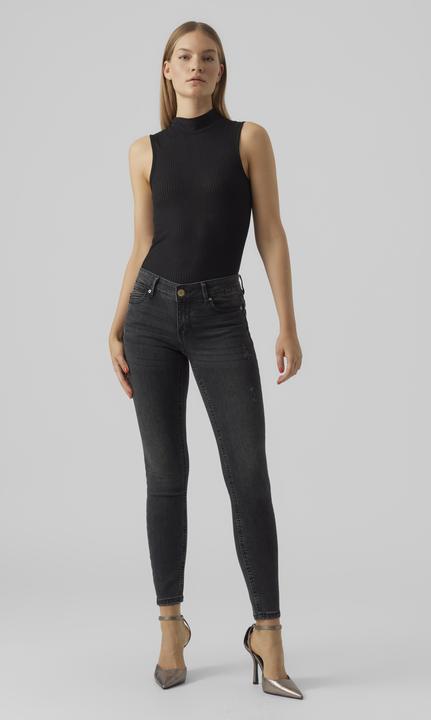 Actual product image Vero Moda Low Rise Jeans (34)