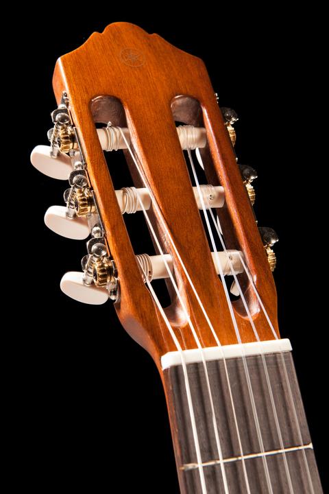 Actual product image Yamaha CX40II (Classical guitar, Rosewood, Meranti, NATO, Spruce)
