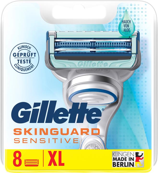 Actual product image Gillette SkinGuard Sensitive (8x)