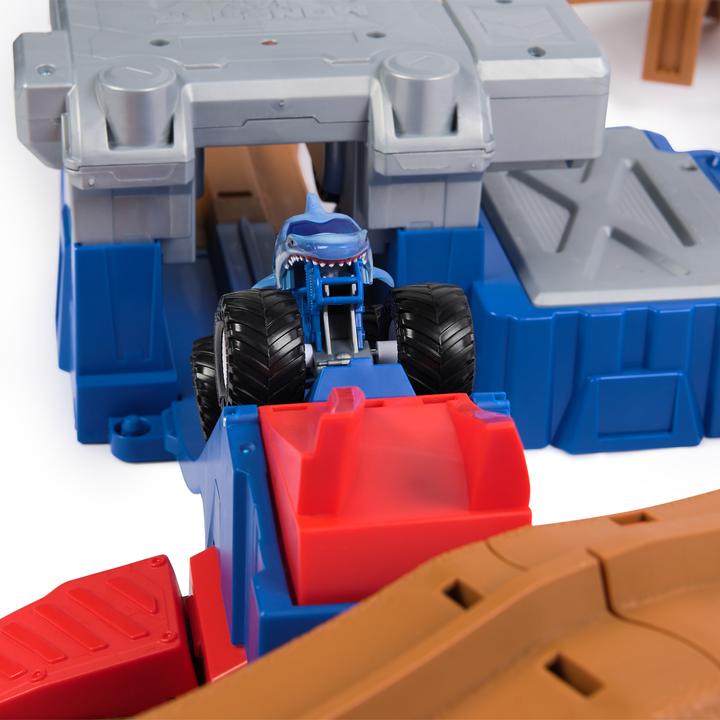 Produktbild Monster Jam Supercharge Speedway Set