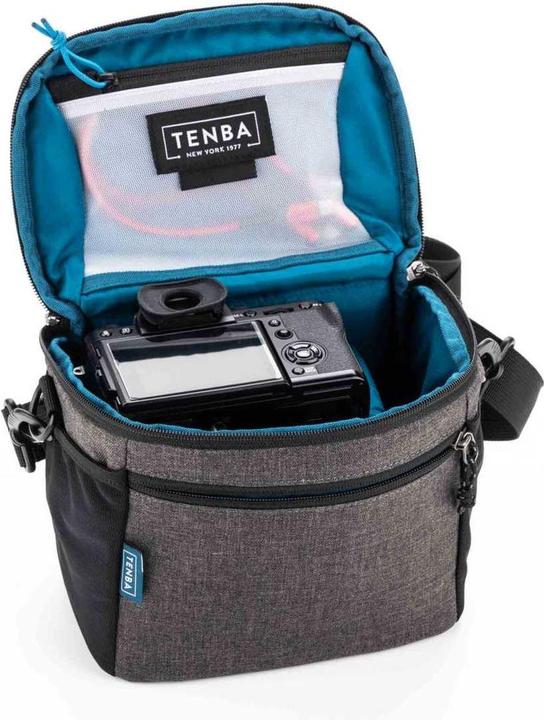 Actual product image Tenba Skyline V2 Schouder Bag 8 - Grey (637-781) (15637781000000) (Camera shoulder bag)