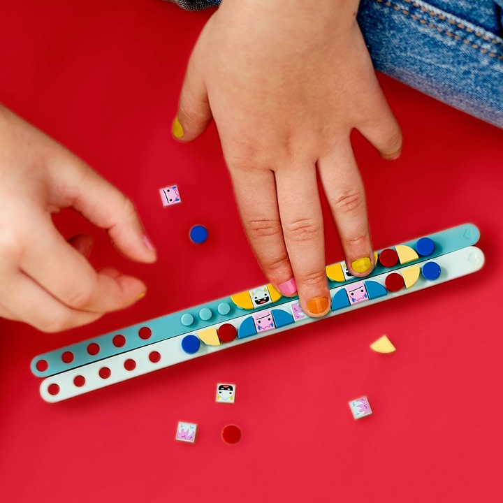 Immagine prodotto LEGO Braccialetti dell'amicizia con i mostri (41923, LEGO Dots)