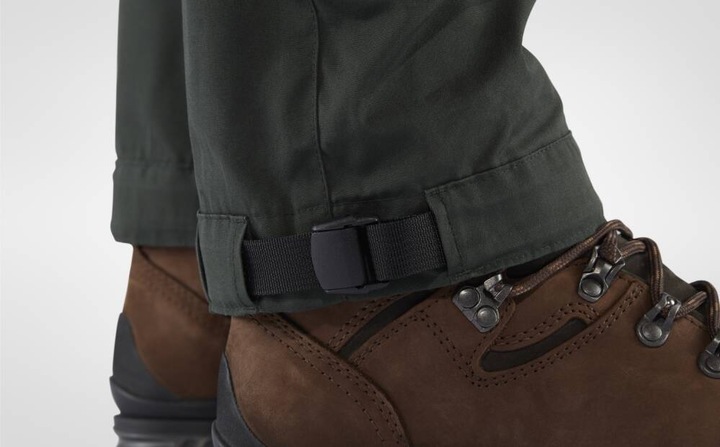 Actual product image Fjällräven Kaipak Trousers Curved W (34)