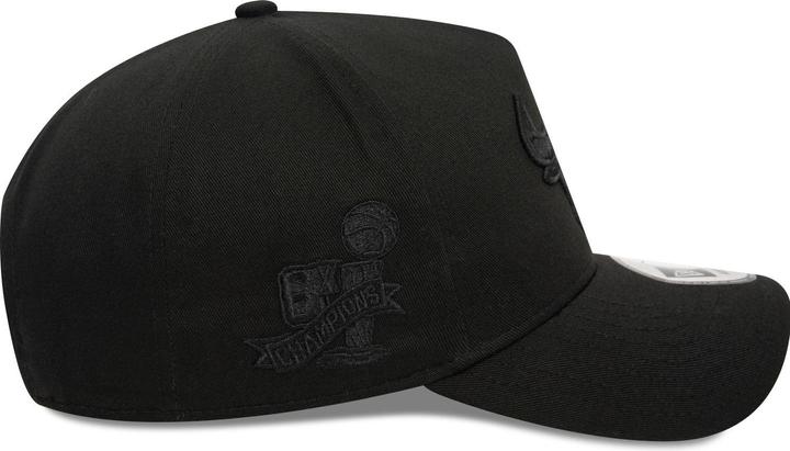 Produktbild New Era E-Frame Snapback Cap - Mono Chicago Bulls (One Size)
