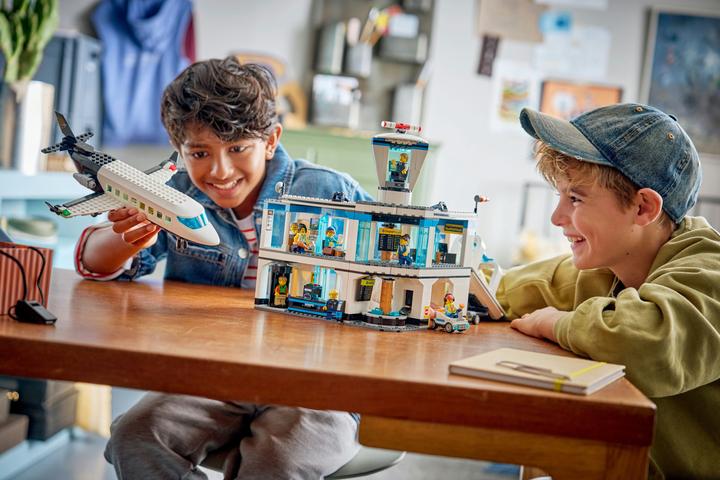 Image du produit LEGO Flughafen mit Flugzeug (60502, LEGO City)