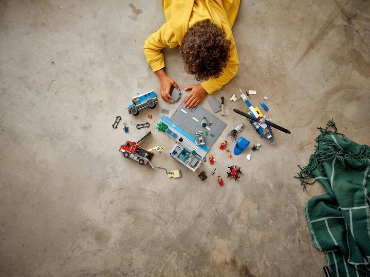 Produktbild LEGO Banküberfall mit Verfolgungsjagd (60317, LEGO City)