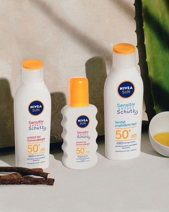 Actual product image NIVEA Sensitive Protect Sun Allergy (Sun spray, SPF 50, 200 ml, 150 g)