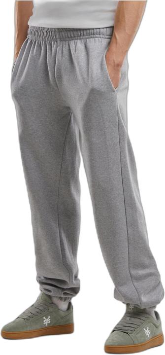 Actual product image Urban Classics Basic loose jogging trousers (M)