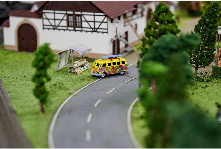 Produktbild Carson Modellsport 1:87 VW T1 Bus Flower Power 100% RTR 1:87 RC Einsteiger Mo (RTR Ready-to-Run)