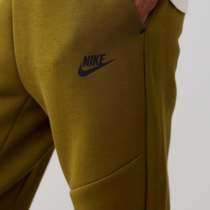 Produktbild Nike Fleece-Jogginghose (M)