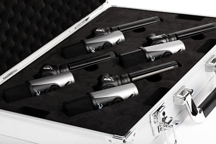 Actual product image Apogee MiC Plus Podcast Kit