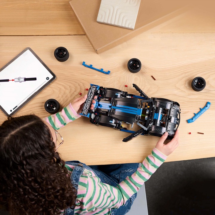 Produktbild LEGO Porsche GT4 (42176, LEGO Technic)