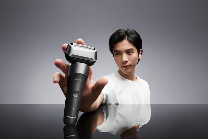 Actual product image Panasonic Series 500 ES-RM3FXK503