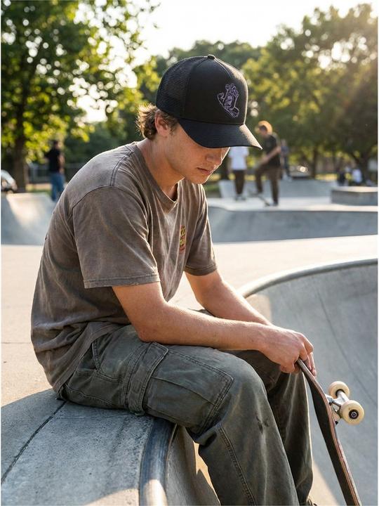 Produktbild Santa Cruz Stamped Screaming Hand Meshback Cap
